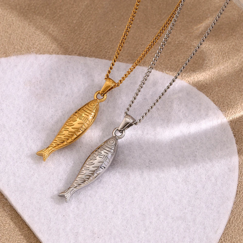 Colar Peixinho Dourado – Delicadeza com Charme e Brilho